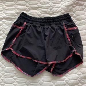 Black and pink lululemon tracker shorts 4 inch